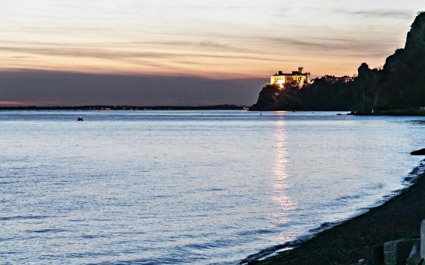 Portopiccolo Avolare Apartments In Borgo - Beach Included Sistiana Extérieur photo